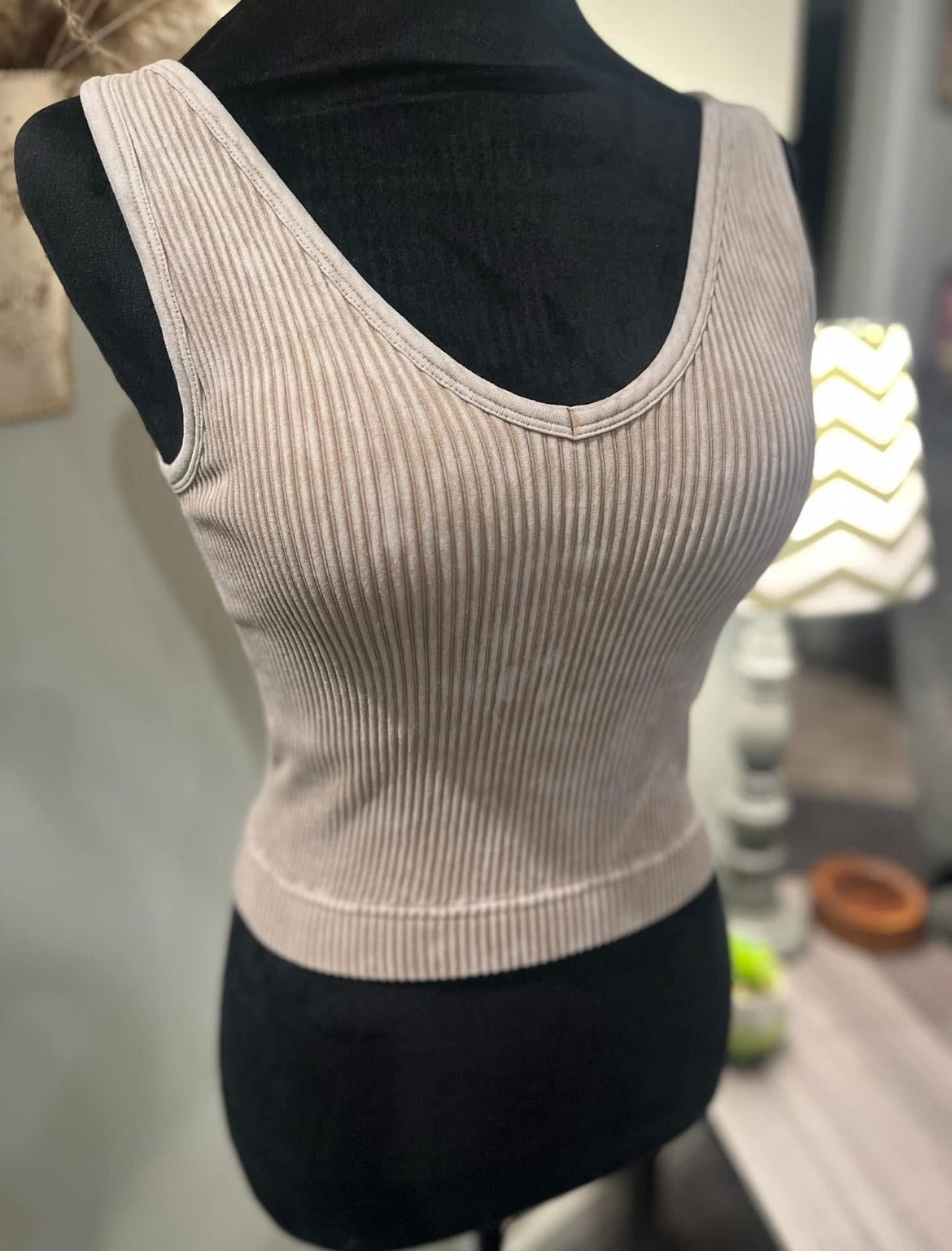 Washed Cropped V-Neck Tank